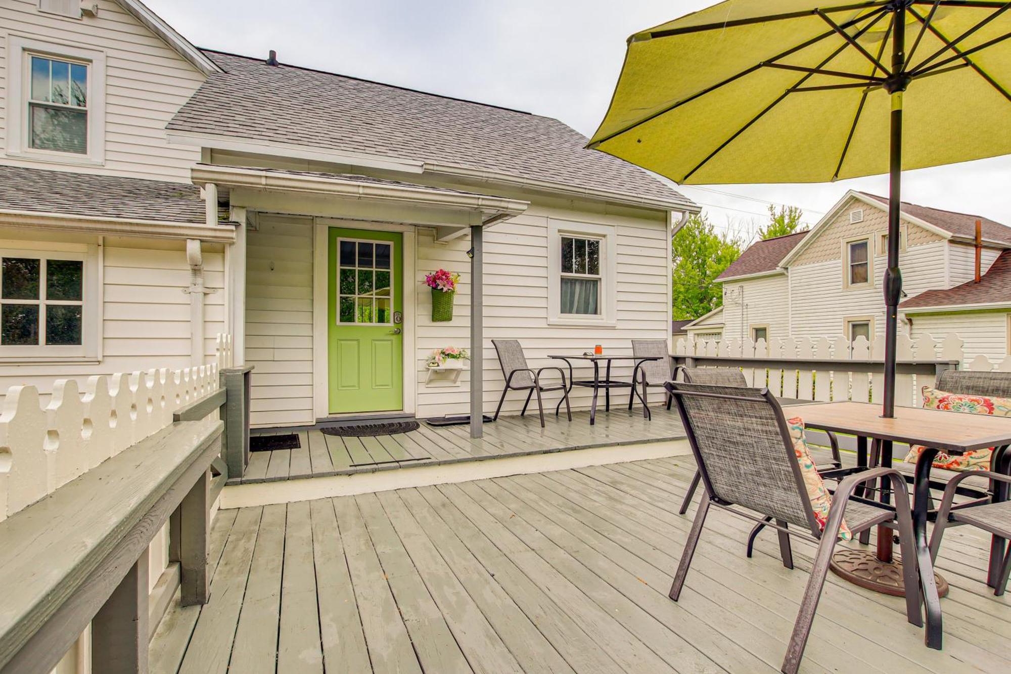 Lavish House With Patio - 2 Blocks To Green Lake! エクステリア 写真