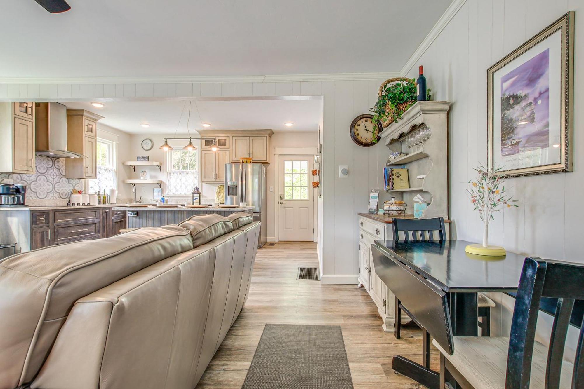Lavish House With Patio - 2 Blocks To Green Lake! エクステリア 写真