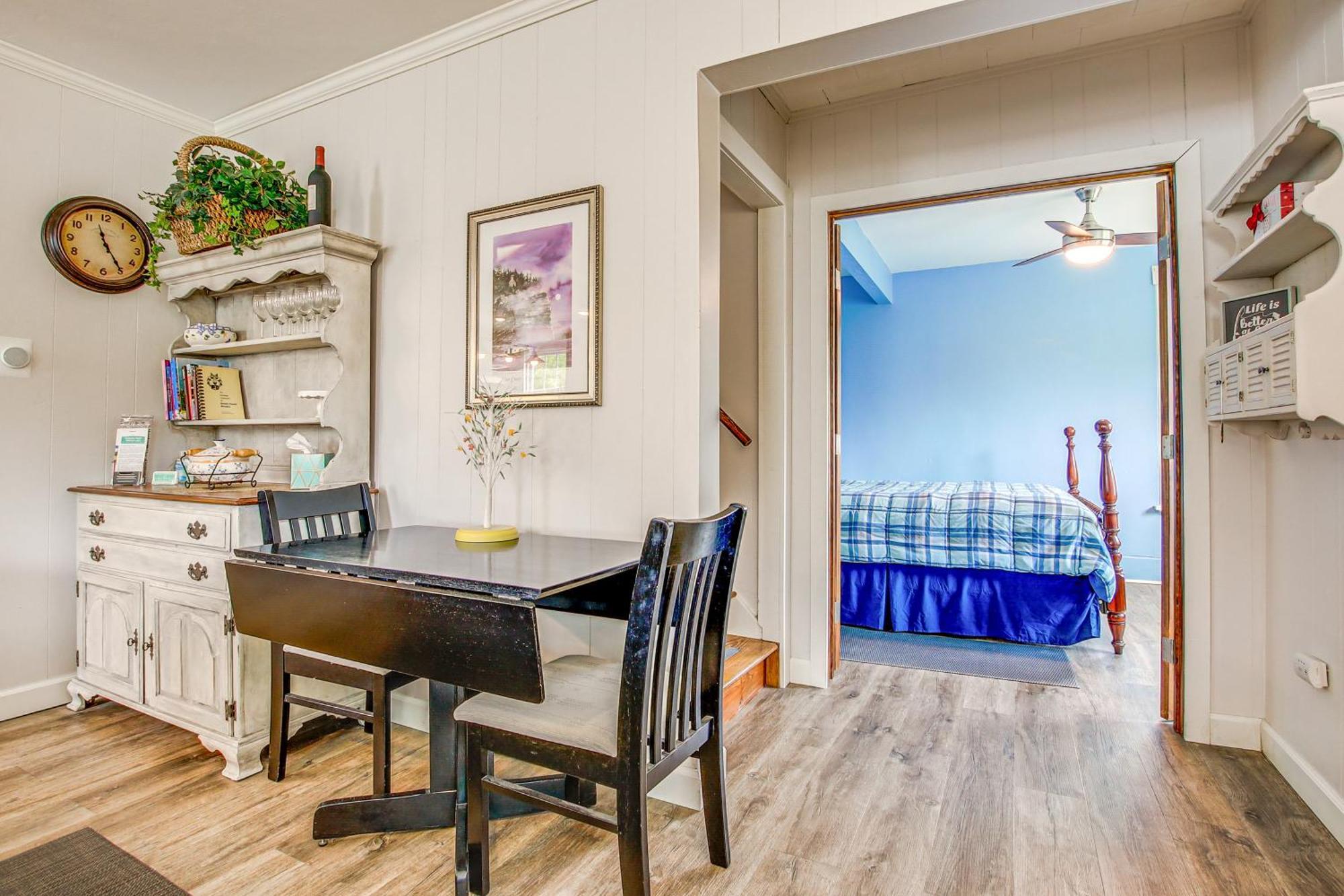 Lavish House With Patio - 2 Blocks To Green Lake! エクステリア 写真